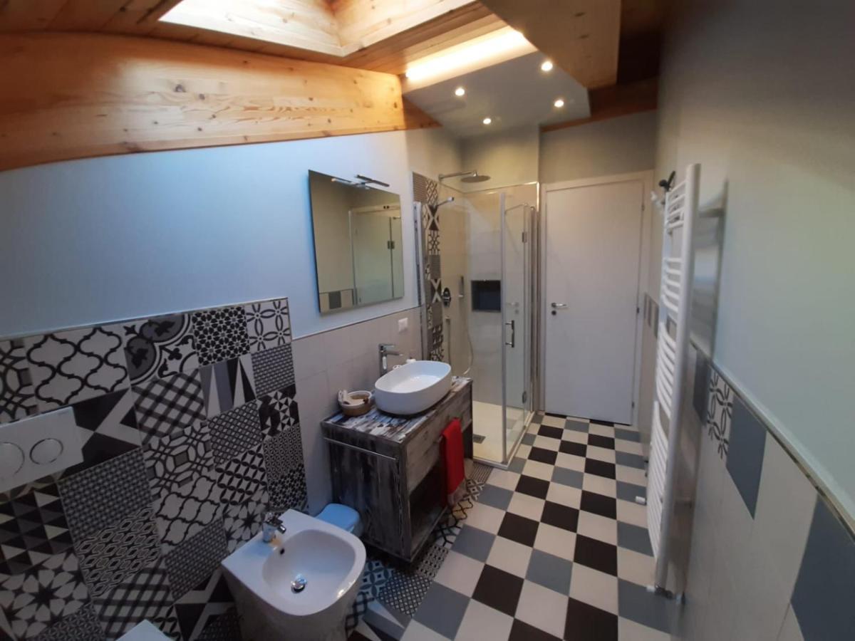 Loft 29 Mansardato Con Ampio Terrazzo Bussoleno Buitenkant foto
