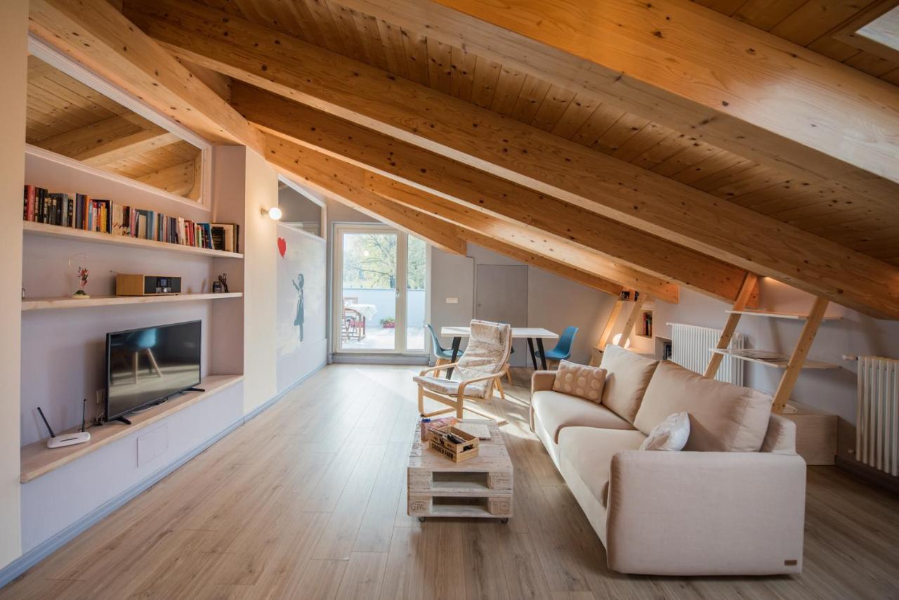 Loft 29 Mansardato Con Ampio Terrazzo Bussoleno Buitenkant foto
