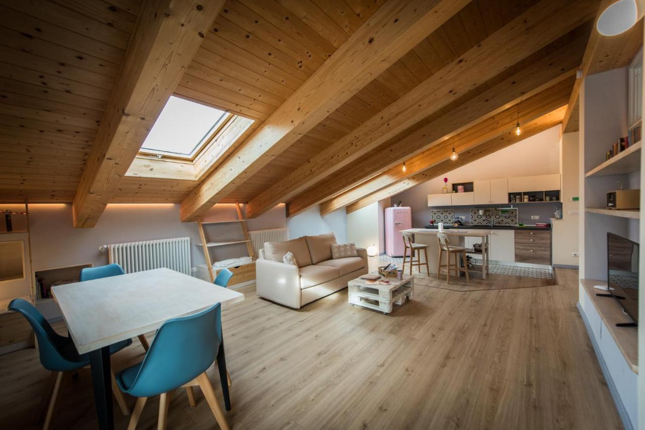 Loft 29 Mansardato Con Ampio Terrazzo Bussoleno Buitenkant foto