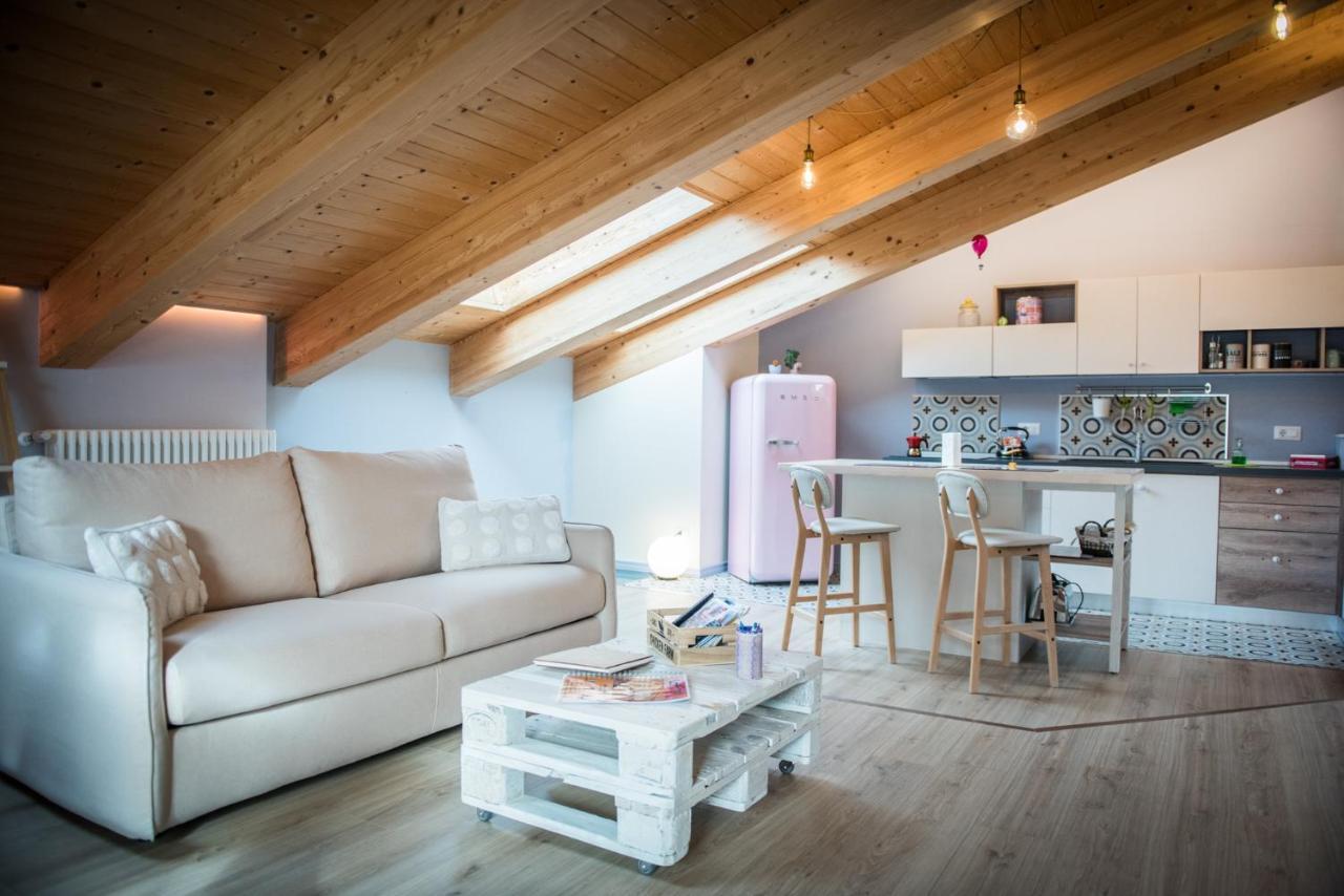 Loft 29 Mansardato Con Ampio Terrazzo Bussoleno Buitenkant foto