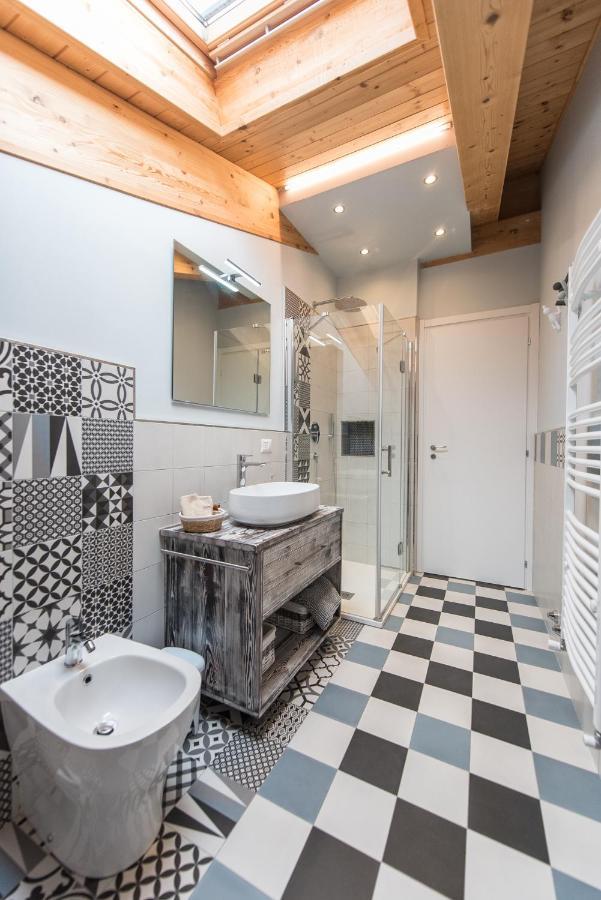 Loft 29 Mansardato Con Ampio Terrazzo Bussoleno Buitenkant foto