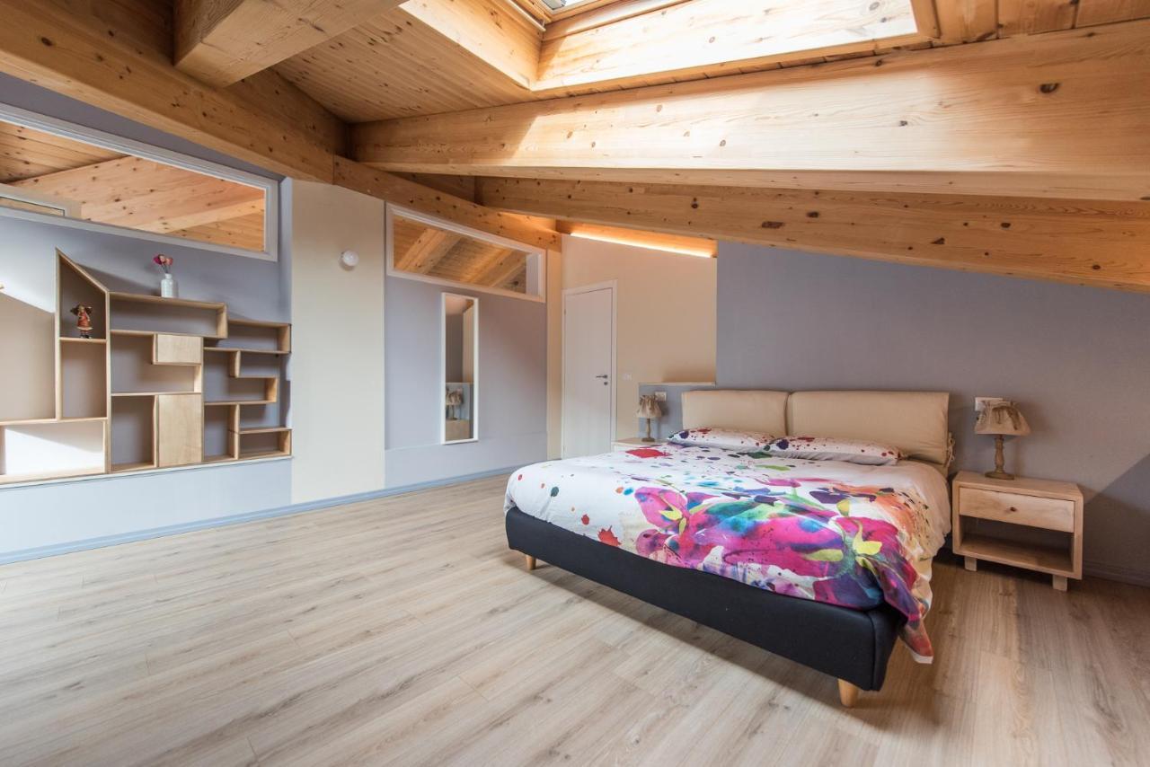 Loft 29 Mansardato Con Ampio Terrazzo Bussoleno Buitenkant foto